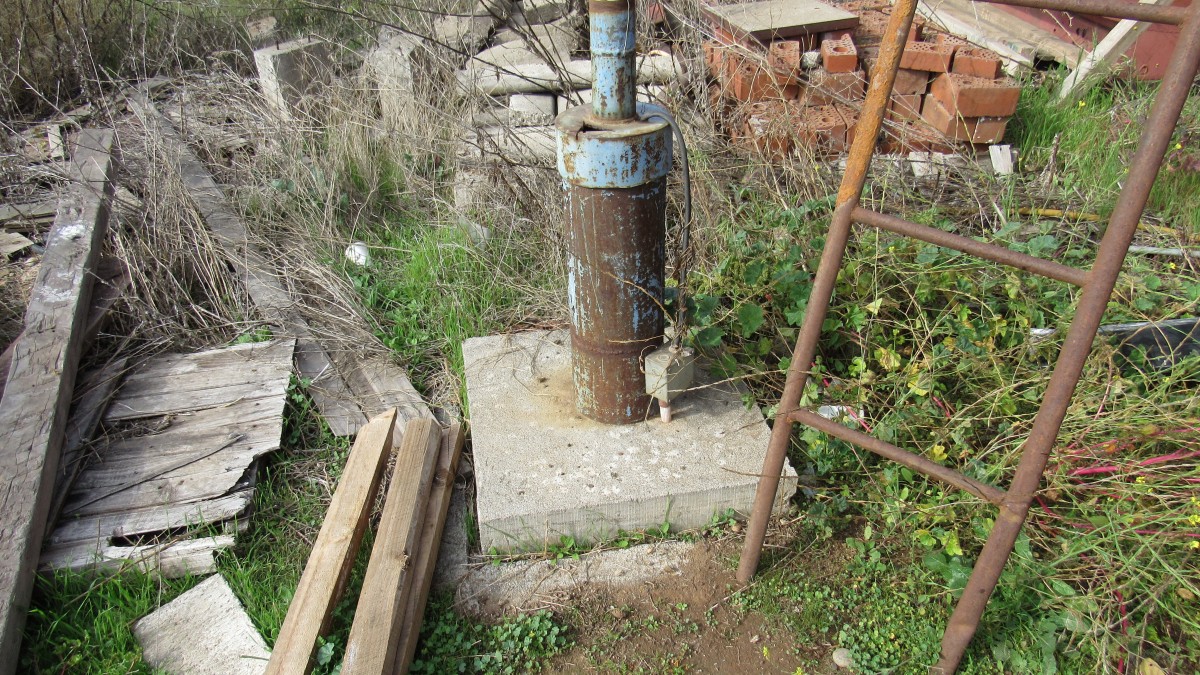 foto Terreno 2.245 M2., con instalaciones. 7