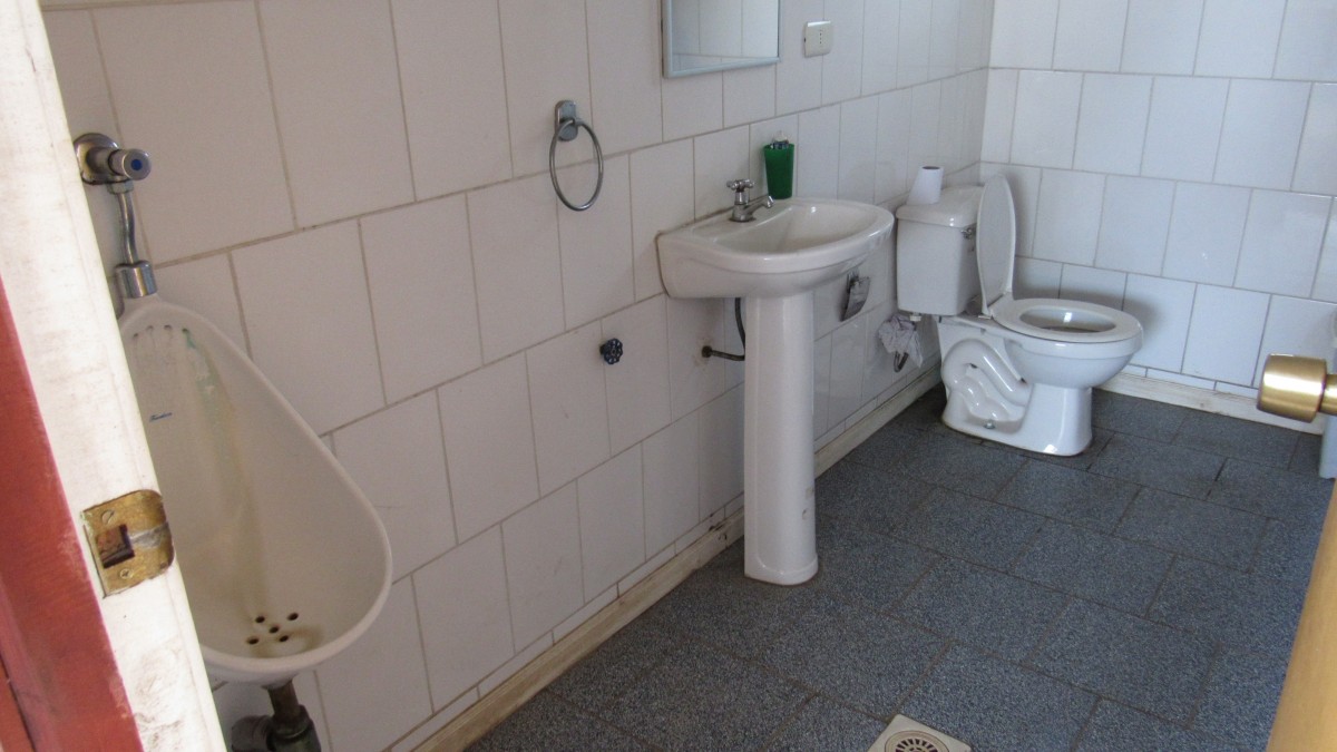 foto Terreno 2.245 M2., con instalaciones. 9