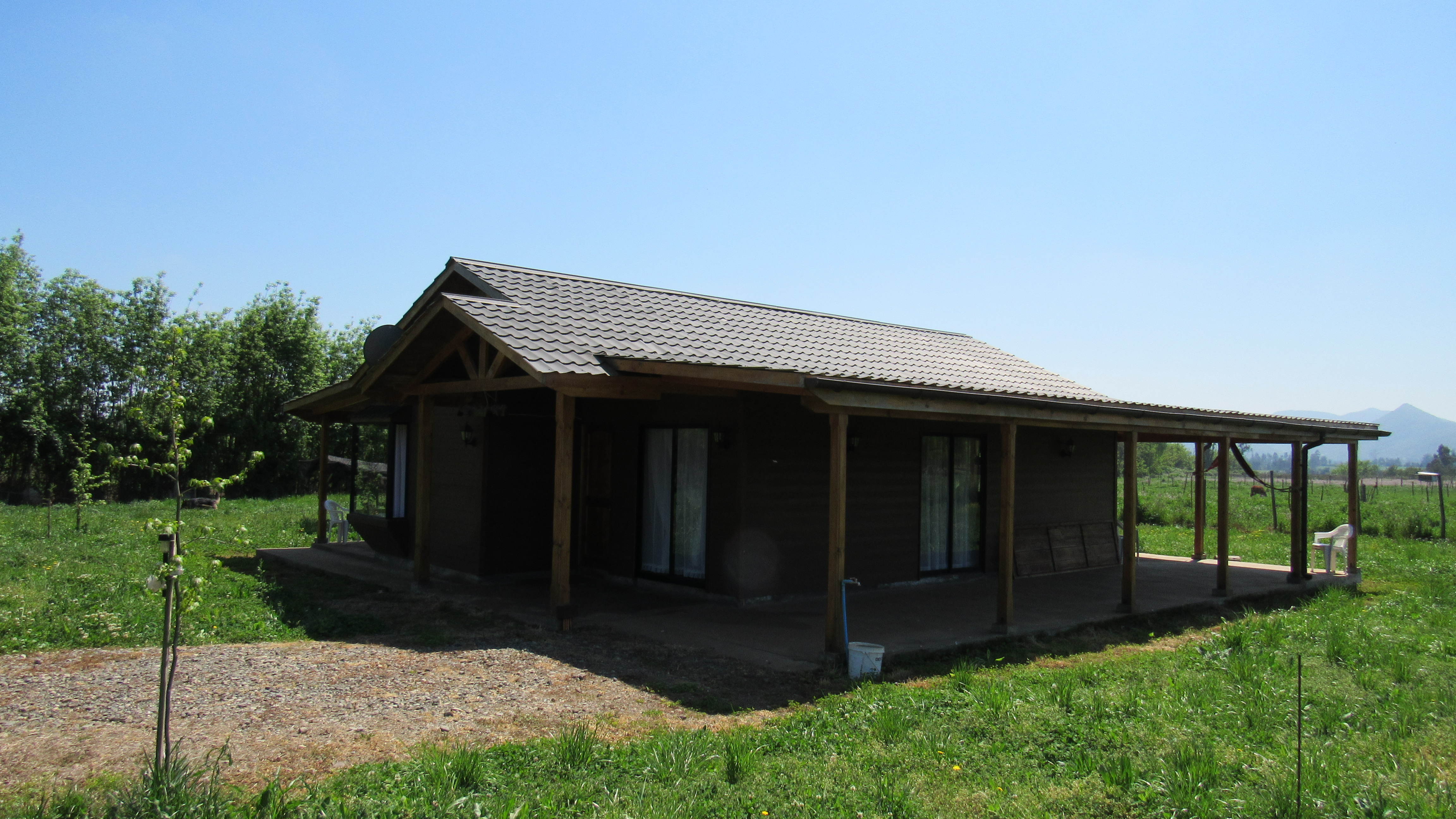 foto Terreno 2.500 M2 con casa. 9